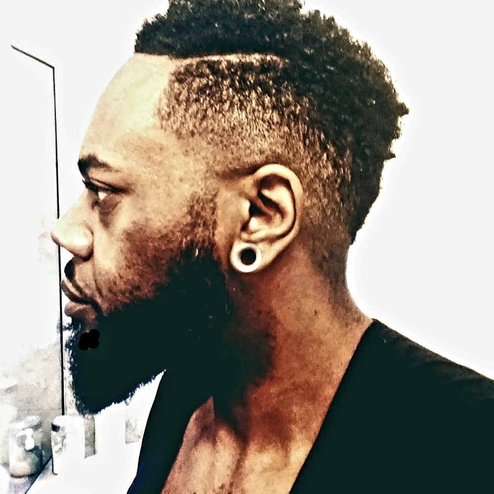 Meet your Posher, Ajamu